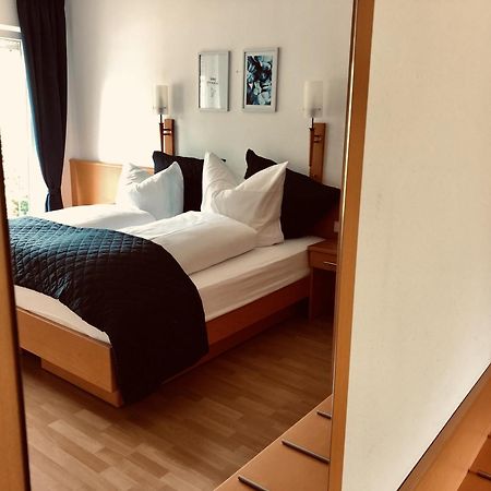 Am Landhaus - Gaestezimmer Walsheim Exteriér fotografie