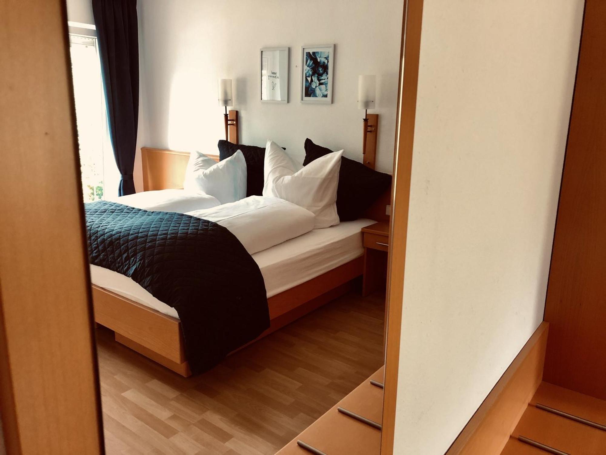 Am Landhaus - Gaestezimmer Walsheim Exteriér fotografie