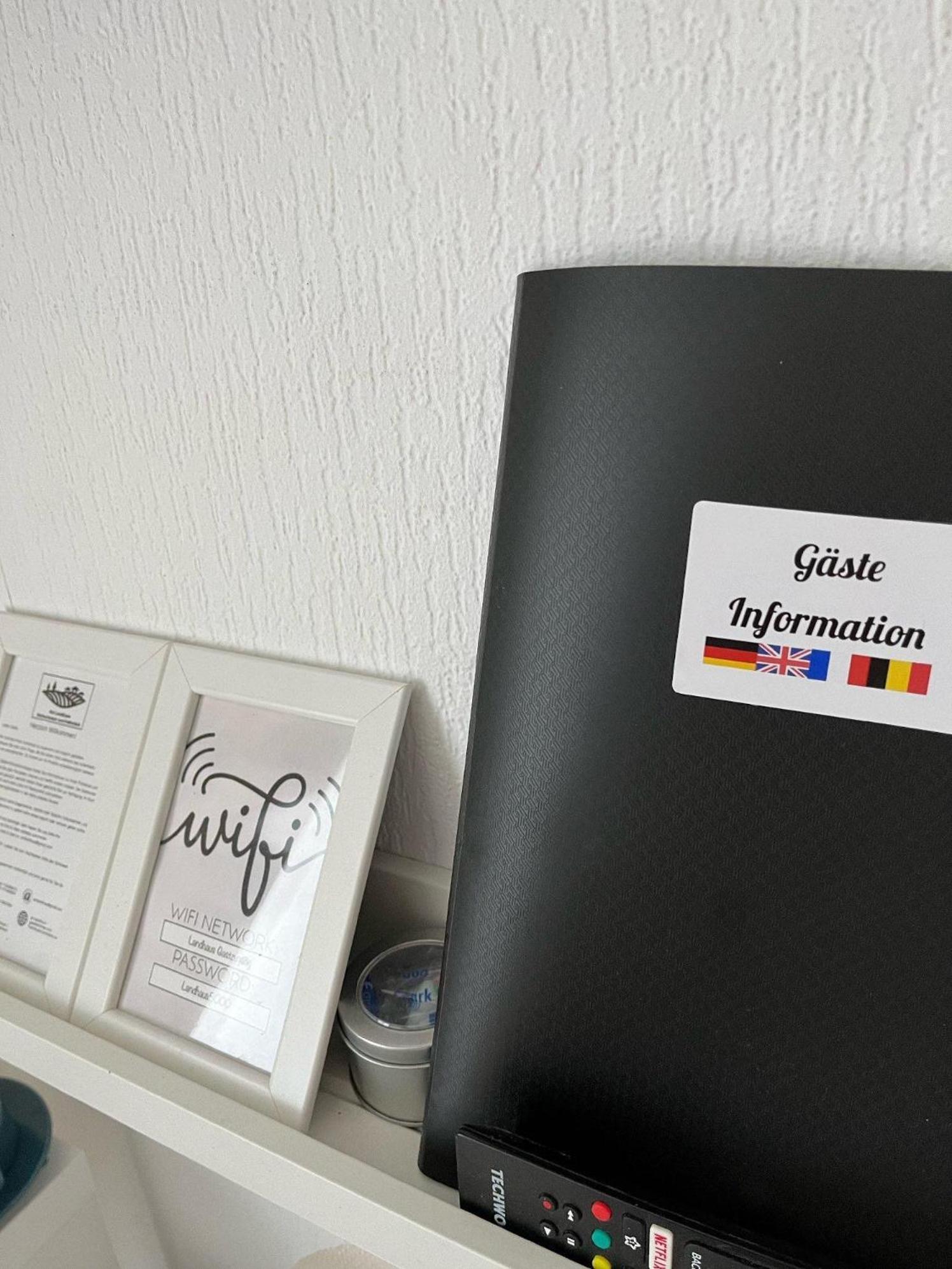 Am Landhaus - Gaestezimmer Walsheim Pokoj fotografie